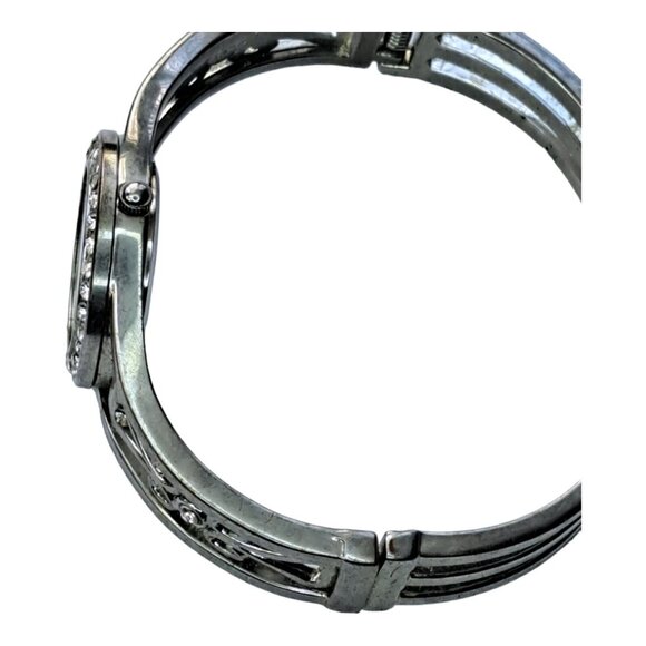 The Avenue Watch Silver Tone Quartz Analog Ladies Clasp Bracelet Rhinestone Read - Picture 10 of 11